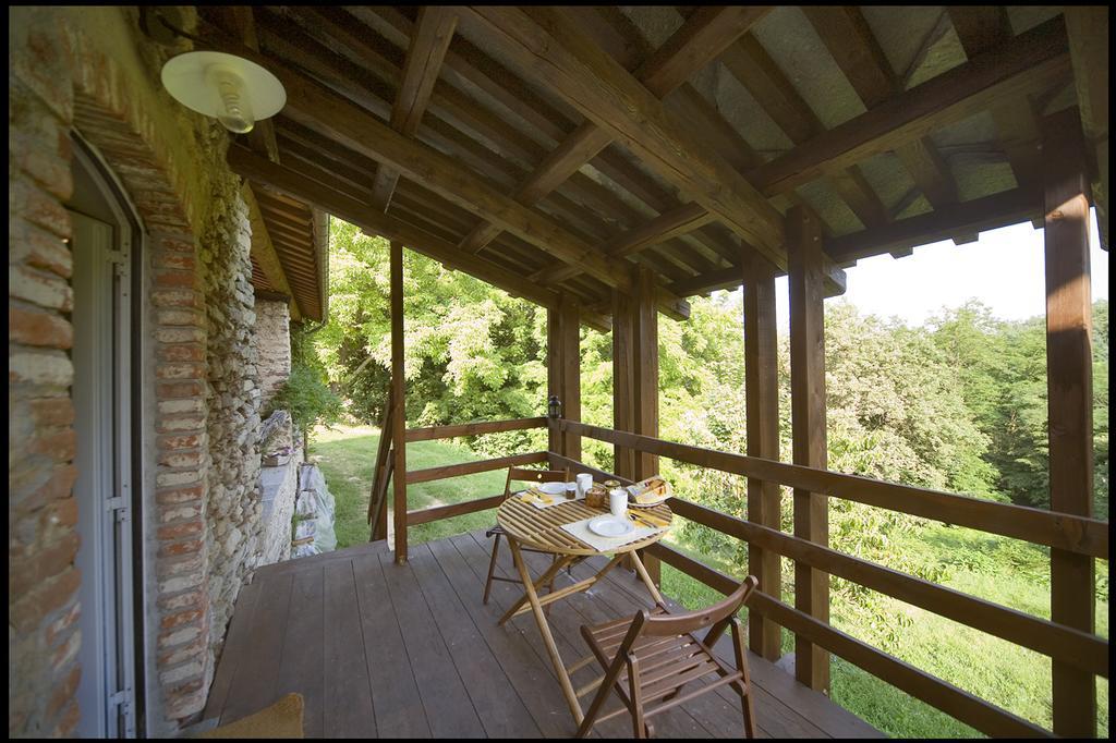 Agriturismo Famiglia Al Castello Di Bagnolo Bagnolo Piemonte Номер фото