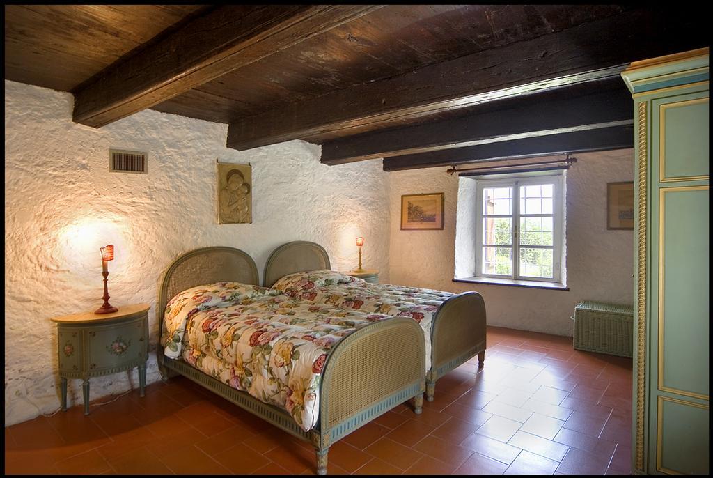 Agriturismo Famiglia Al Castello Di Bagnolo Bagnolo Piemonte Номер фото